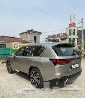 الكزس هايبر بنزين فقط 2