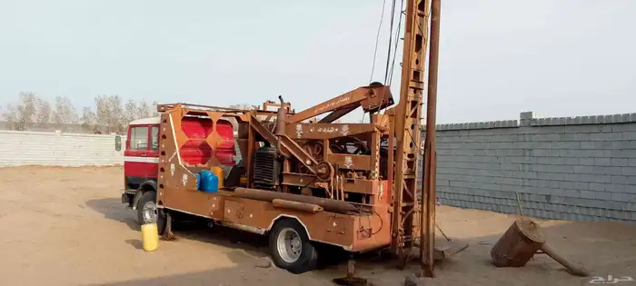حفار أبار ارتوازيه 0