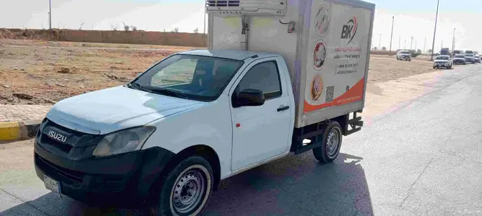 سياره ايسوزو موديل 2014 للبيع 3