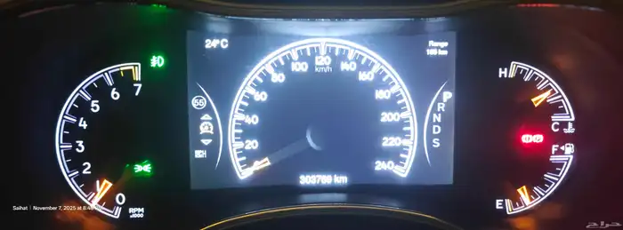 جيب جراند شيروكي لاريدو (مواصفات خاصة) 6