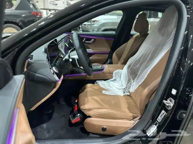 مرسيدس E 200 2025 3