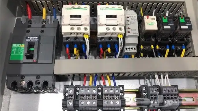 فني لوحات تحكم كهربائية (تصميم   تركيب   صيانة) 4