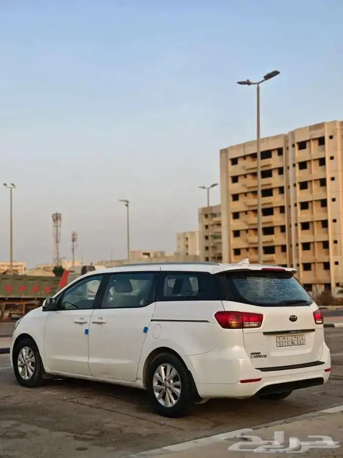 كيا كرنفال توماتيك 2016 كاش او اقساط 9