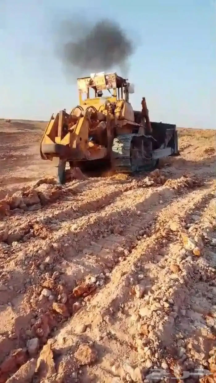 بلدوزر في القصيم بريده للايجار 1
