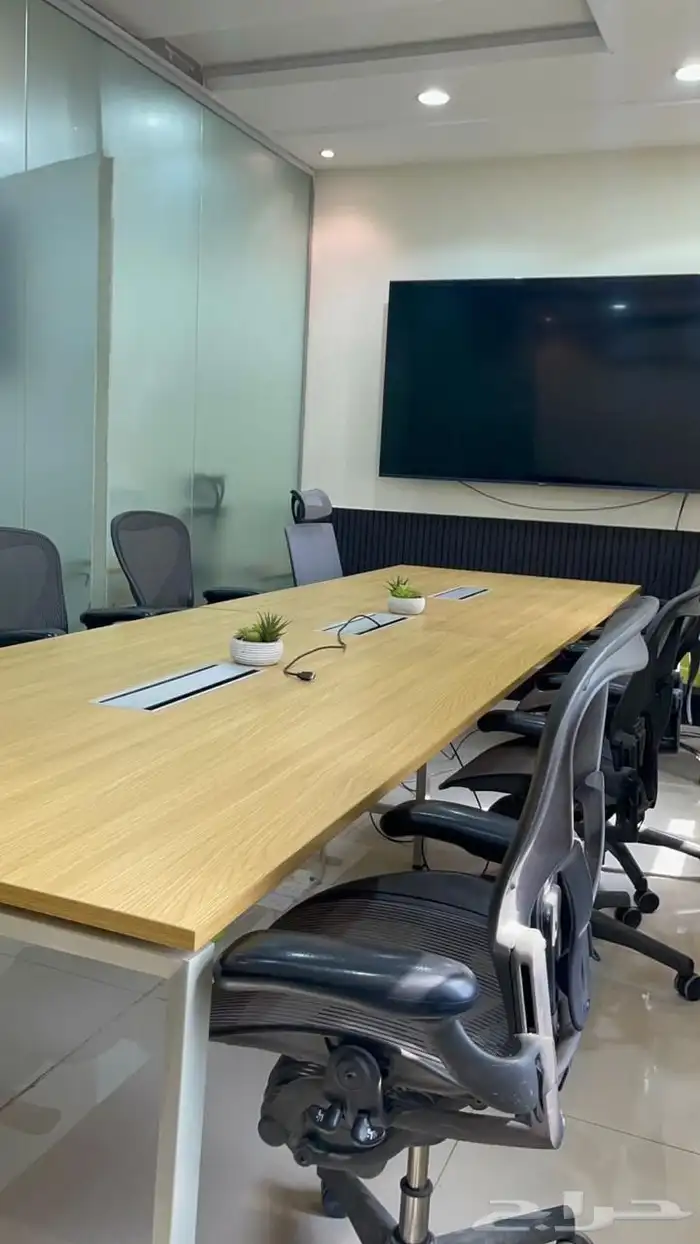 تصاميم مكتبية أنيقة تضيف لمسة احتراف لمكتبك 6