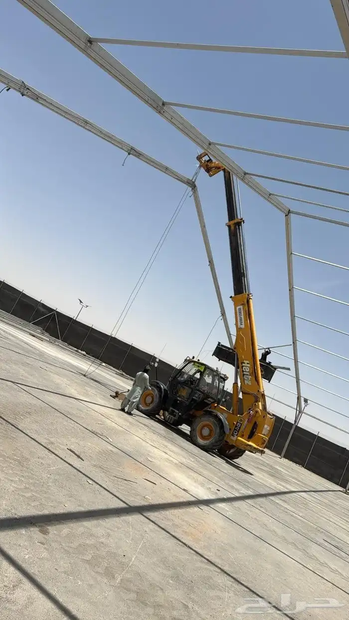 رافعات تلسكوبية تليهندر وجي سي بي للايجار 6