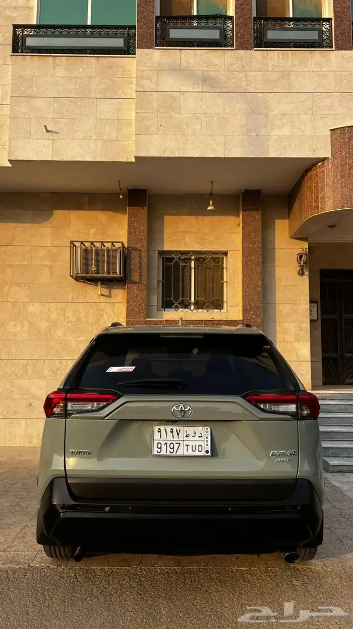 تويوتا راف 4موديل 2021 3