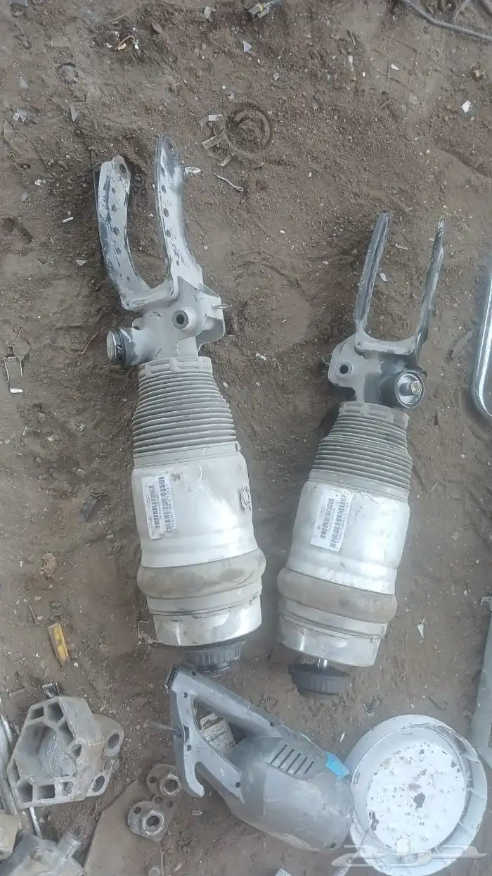 لدينا مساعدات هيدروليك ضمان 6شهور 0