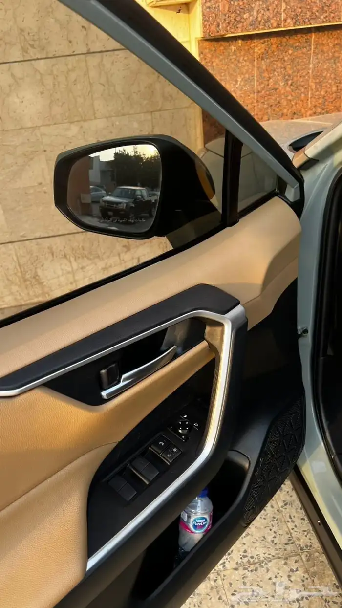 تويوتا راف 4موديل 2021 5