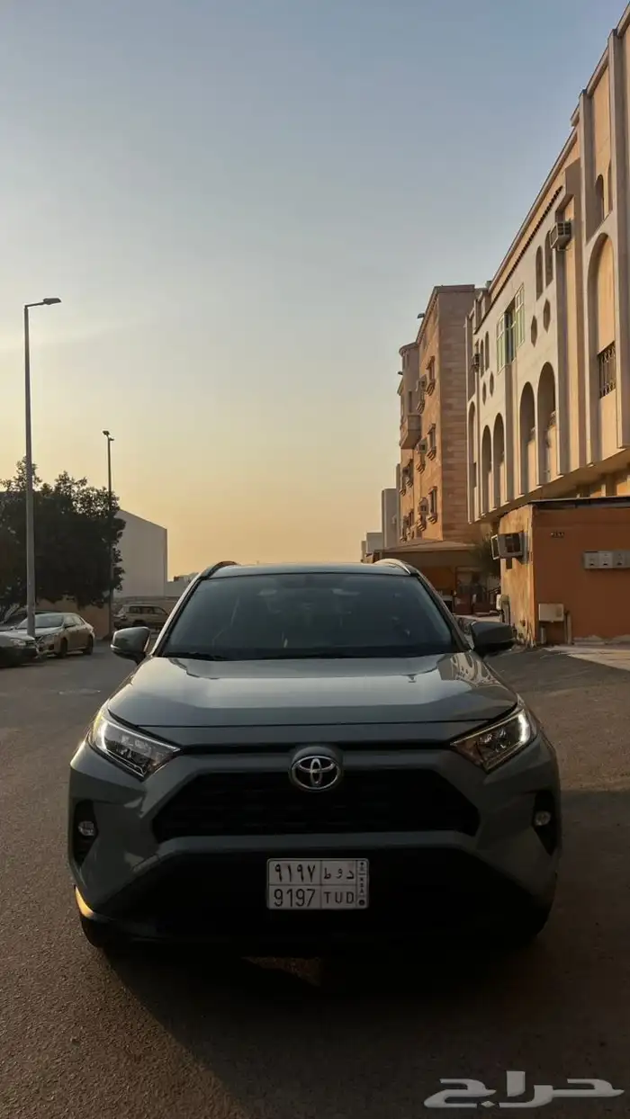 تويوتا راف 4موديل 2021 4