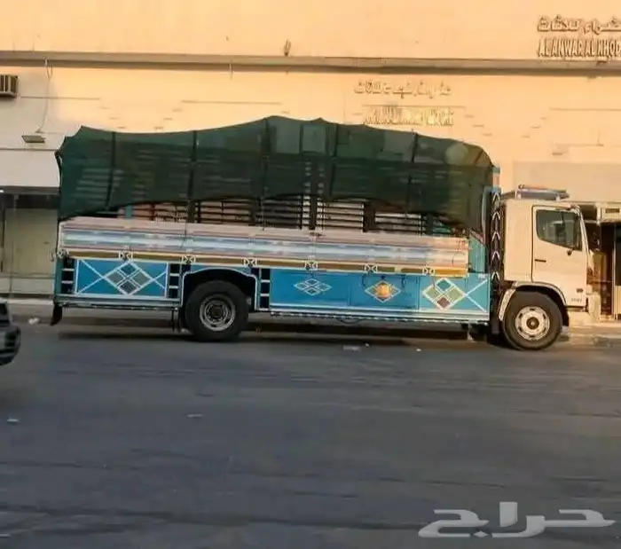 نقل عفش  و  تر يب دولاب سعر مناسب شغل ميا ميا 0