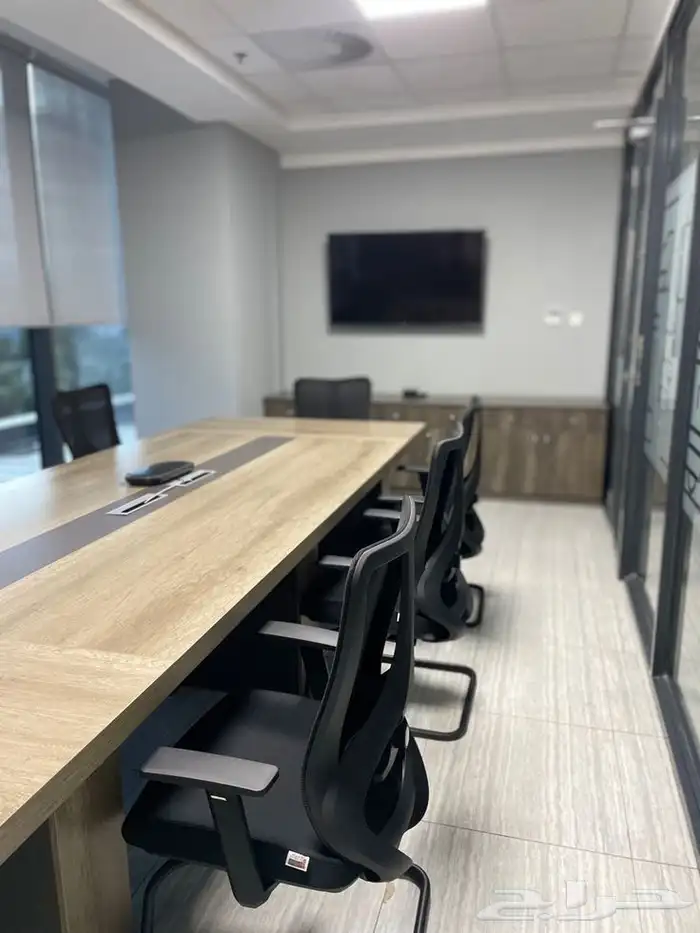 تصاميم مكتبية أنيقة تضيف لمسة احتراف لمكتبك 2