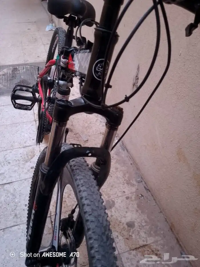 درجة لاند روفر مع 2 هدايه 7