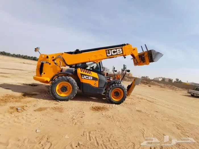 رافعه تلسكوبيه 17متر بوم لودر تليهندلر للاجار الشهري وا 2