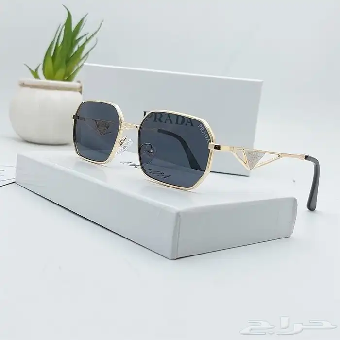 نظارات برادا مع الملحقات بجودة عالية 1