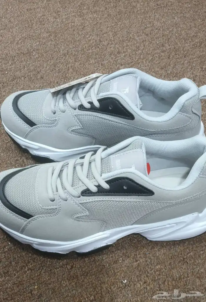 حذاء جديد ماركة توني بلاك 0