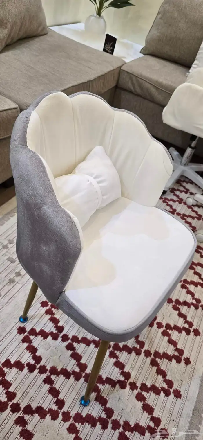 كرسي تسريحه 1