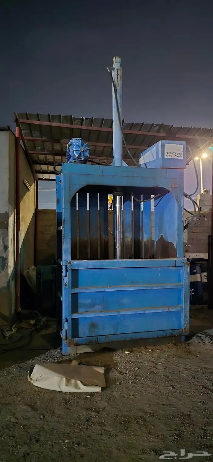 مكبس كرتون  1 طن  مستعمل نظيف جدا  شغال لايوجد اي خلل 2