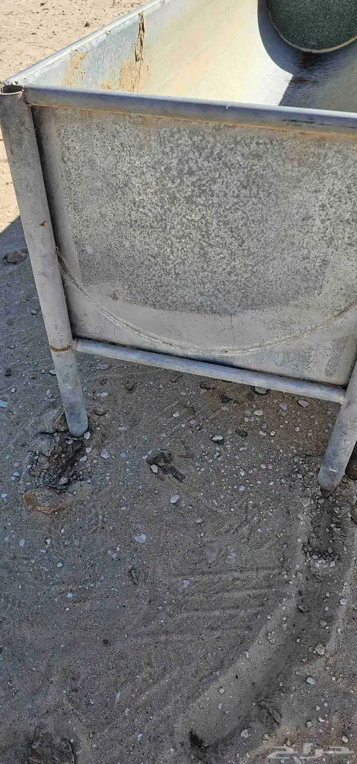 حوض ماء ابل معالف بلاستيك 1