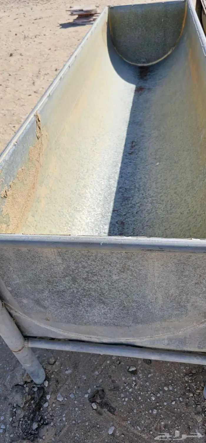 حوض ماء ابل معالف بلاستيك 4