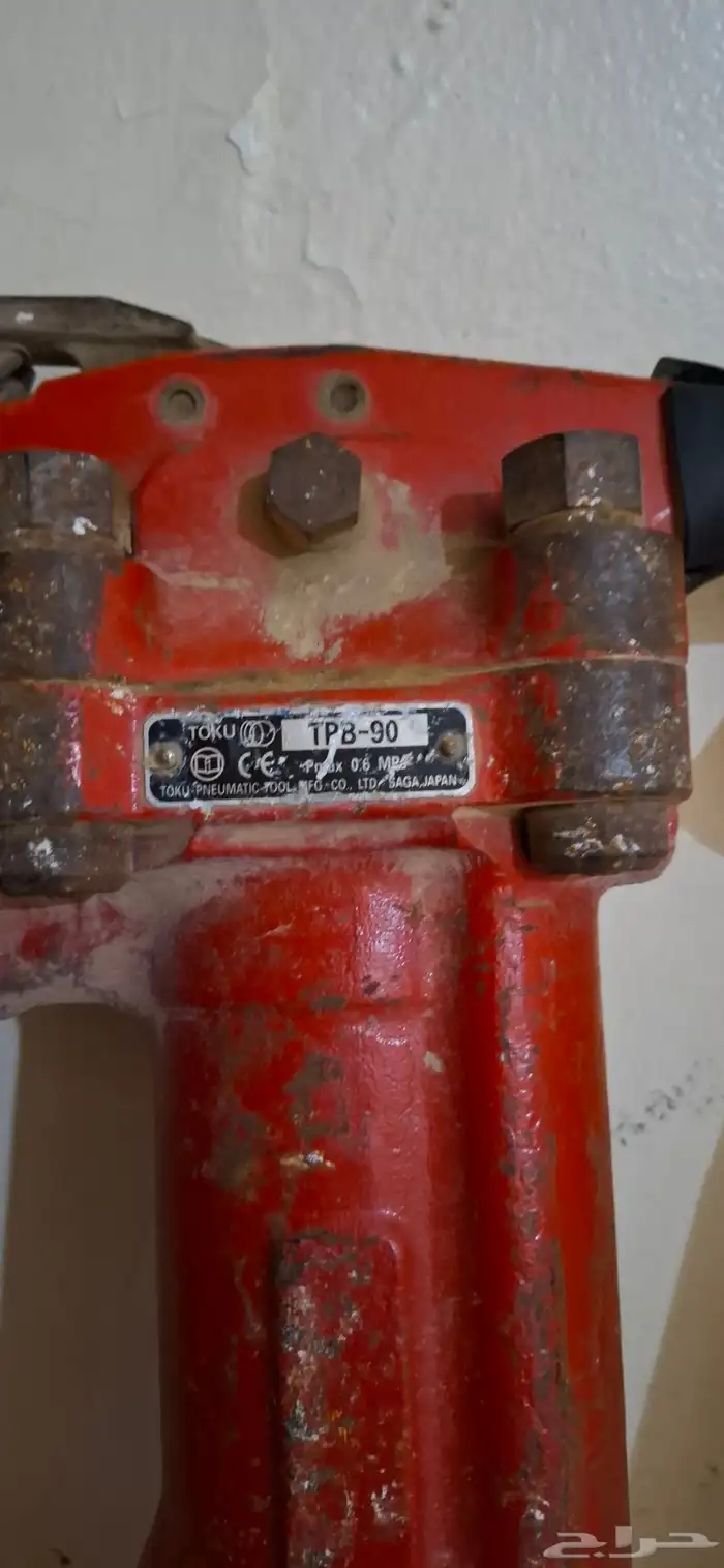 السلام عليكم ورحمة الله اعرض لكم جاك همر ياباني مقاس 90للبيع 1