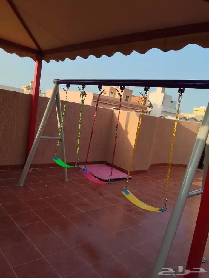 مجموعات زحاليق ومراجيح متنوعة منفصلة ومتصلة جديدة بالكرتون 45