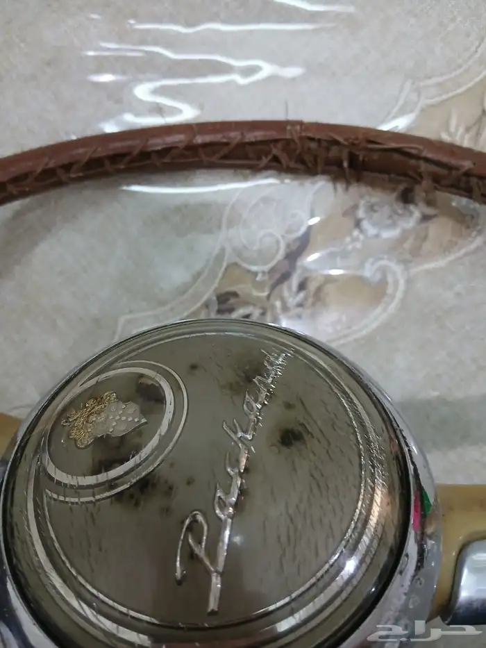 دركسون سيارة باكاريد تراثي قديم 2