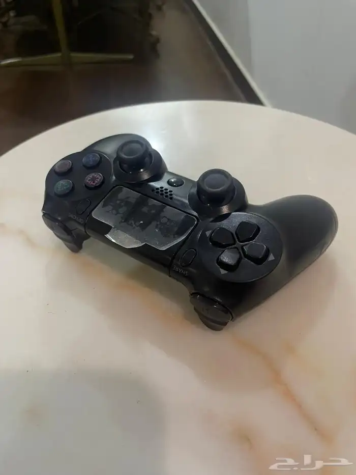 يد بلاي ستيشن 4 جديده بدون كرتون 90 ريال 0