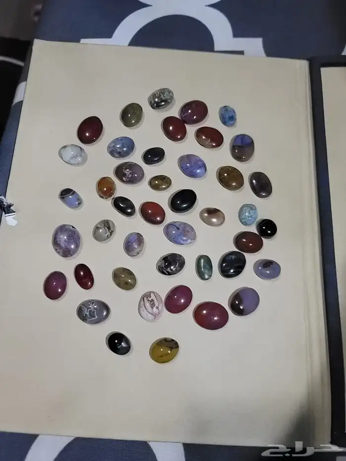 فصوص عقيق يمني للبيع جمله لحاجة الفلوس 0