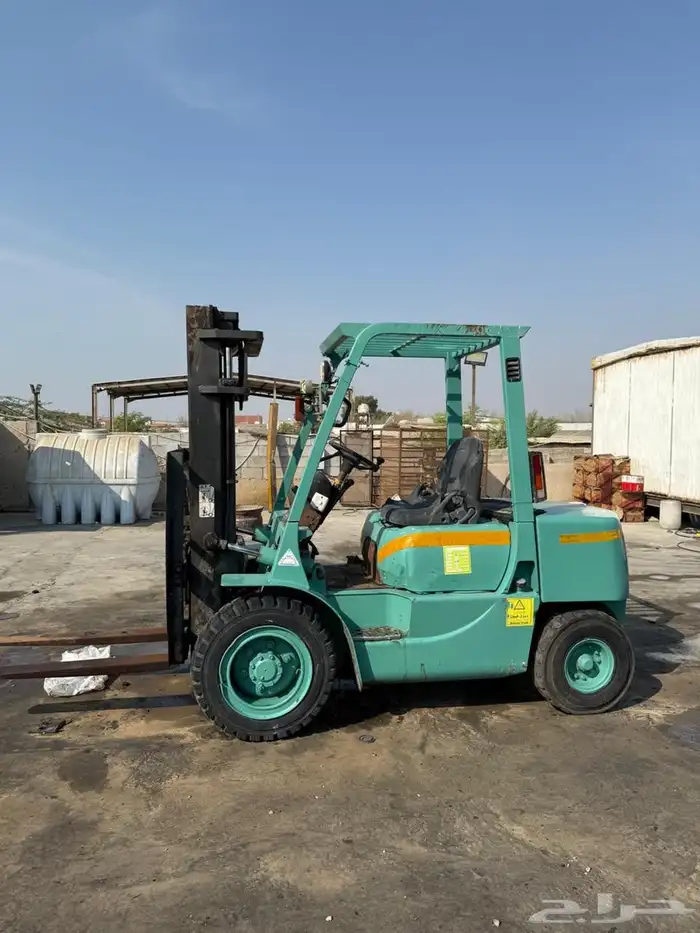 رافعة شوكيه سكين فوركليفت للايجار في جده 2