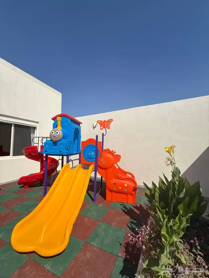 مجموعات زحاليق ومراجيح متنوعة منفصلة ومتصلة جديدة بالكرتون 0