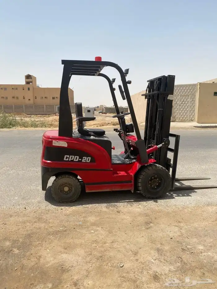 Caesar Lift Man Lift for rent 5