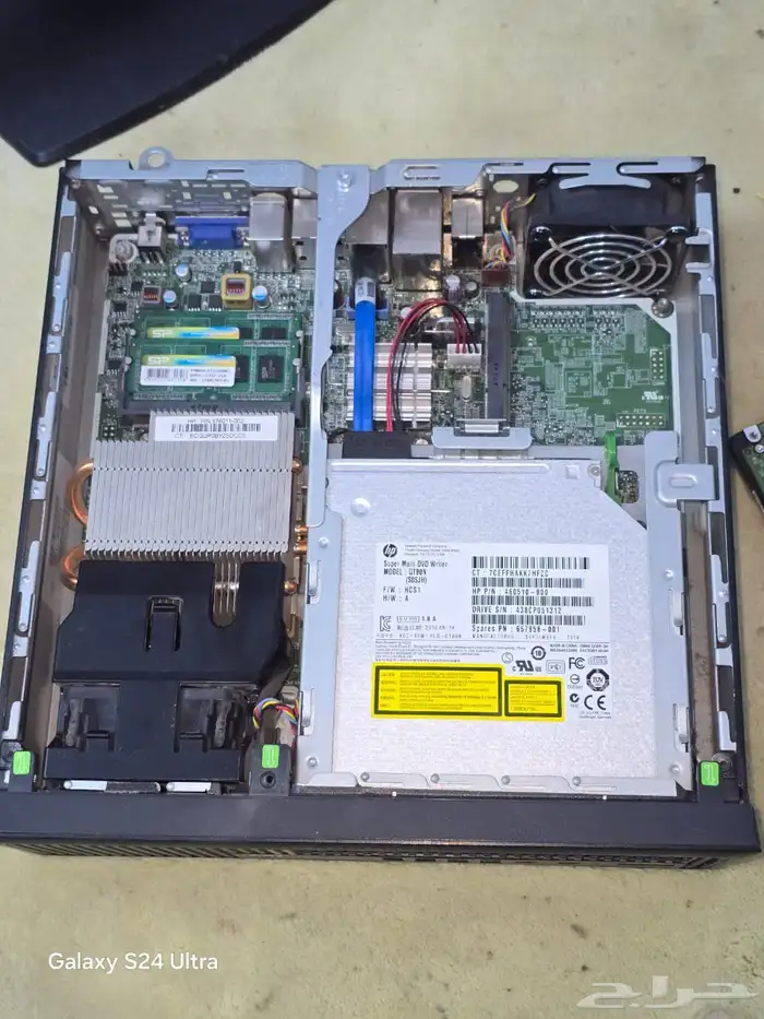 للبيع كمبيوتر مينى hp i5 بكامل ملحقاته كل شيء اصلي hp 6