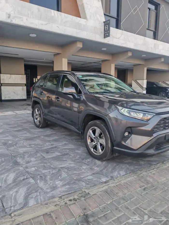 تويوتا راف فور موديل 2020 فل كامل وكالة 3