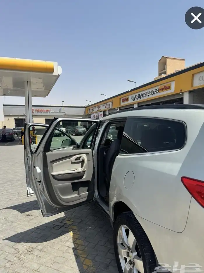 شيفروليه ترافلوز للبيع 3