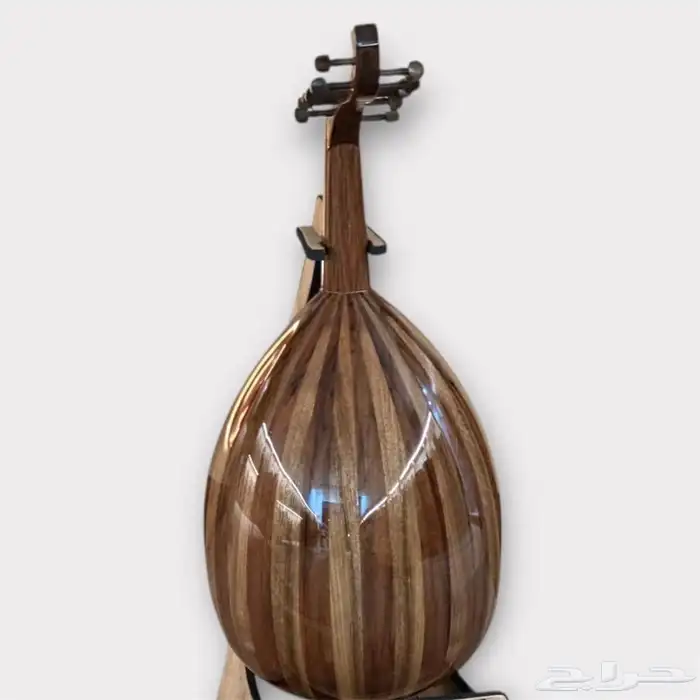 عود سوري فاخر من صناعة حسين السبسبي جديد للبيع 1