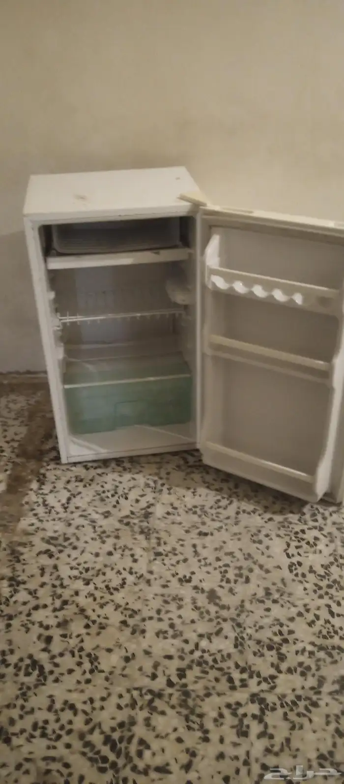 تلاجه إستعمال شهرين على الشرط 4