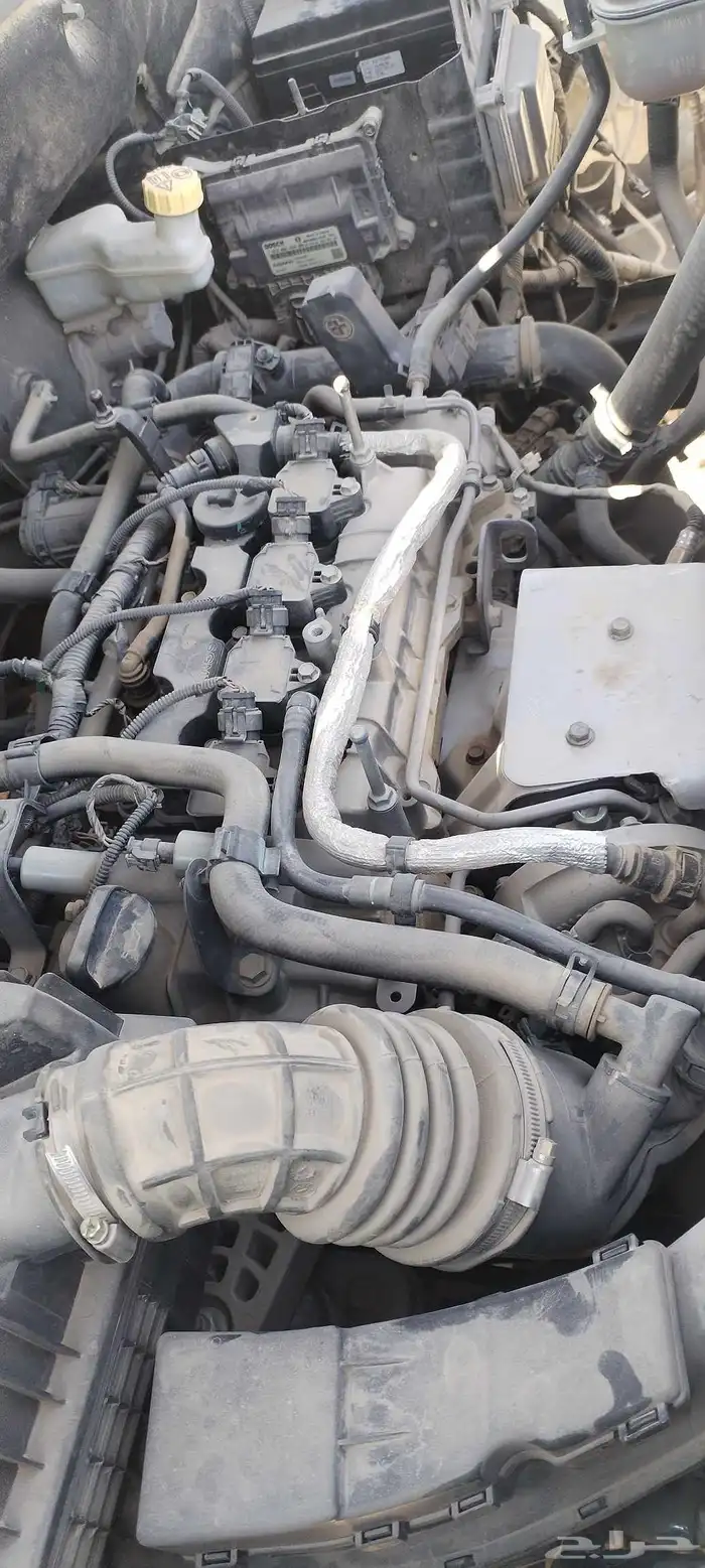 تشليح الحاير لبيع مكاين وقطع السيارات المصدومة 8