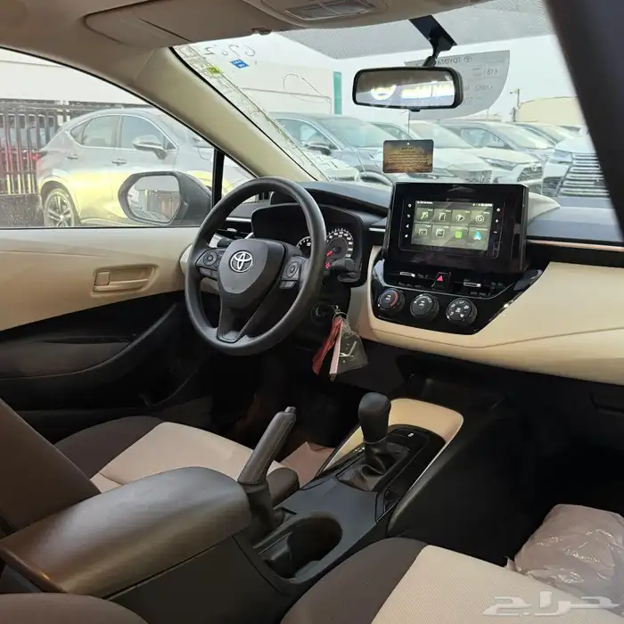 تويوتا كورولا 2.0 لتر 2025 طيس 1