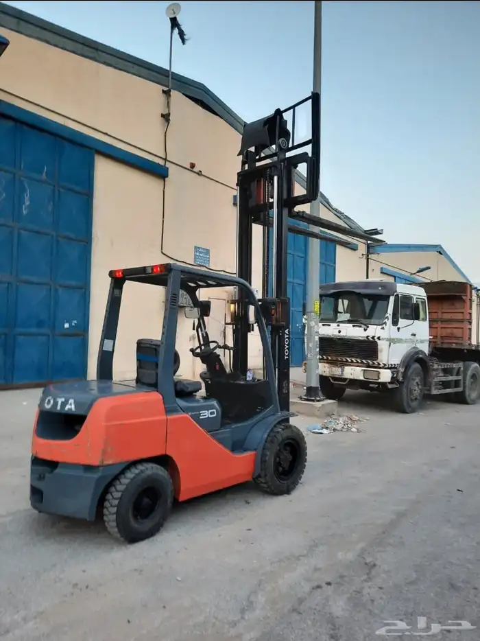 فوركلفت رافعة للايجار رافعه شوكيه 1