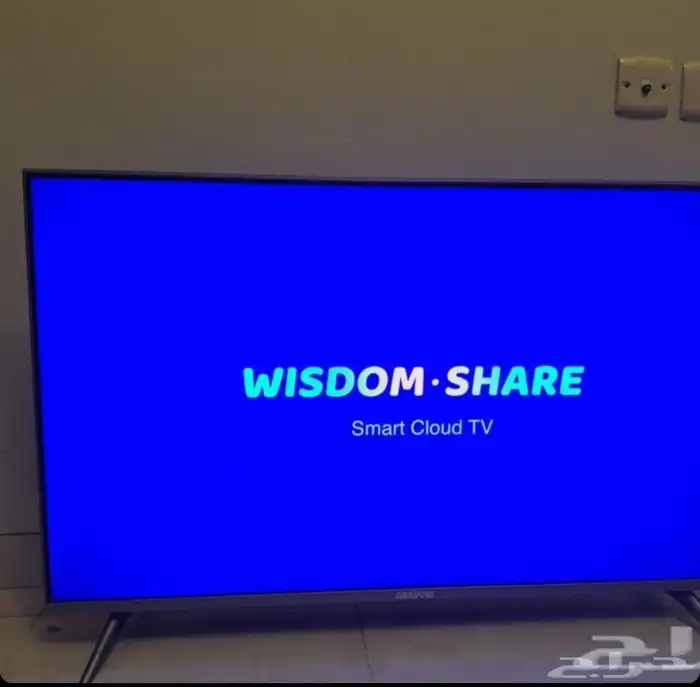 تلفزيون 4K ريسيفر حديث نظيف جدا وسعر مناسب 12