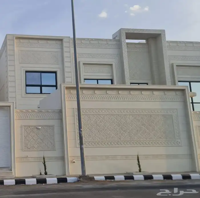 لياسة ملونه. للإستفسار 0