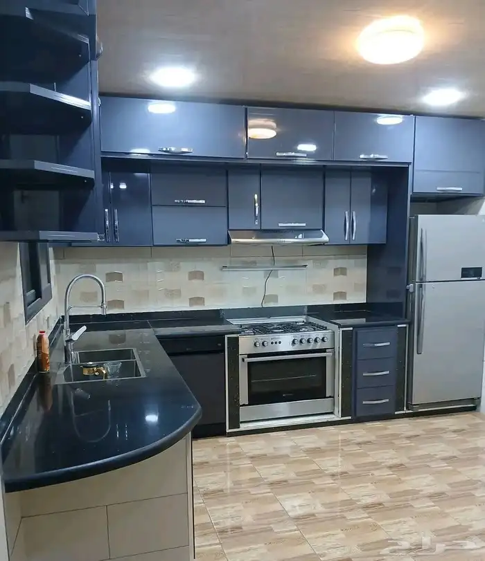 لتخصصات اللمونيوم 7