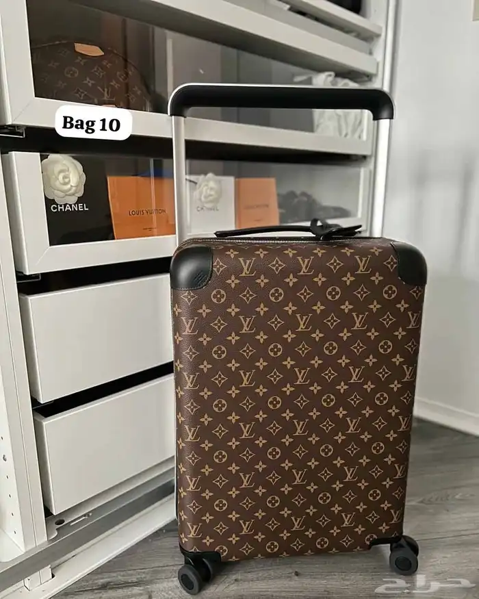 شنطة سفر لويس فيتون   توصيل فوري جده باقي المدن شحن 4