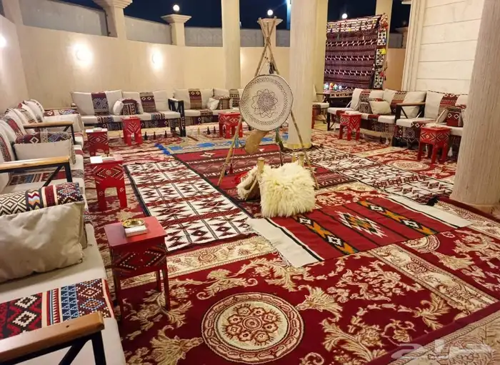 تأجير جلسات شعبيه مرتفعه وارضيه تأجير كراسي وطاولات تأجير كن 3