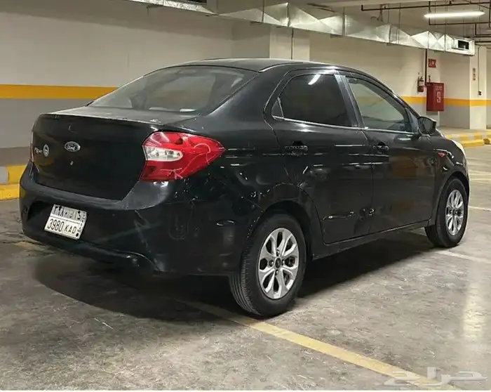 فورد فيجو 2016 فل كامل قير مكينه ممتاز مكيف بارد مجدد مفحوص 3