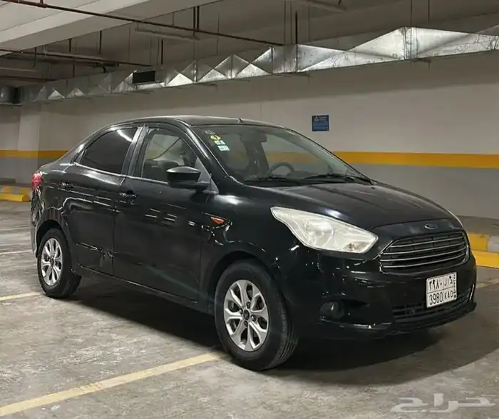 فورد فيجو 2016 فل كامل قير مكينه ممتاز مكيف بارد مجدد مفحوص 0