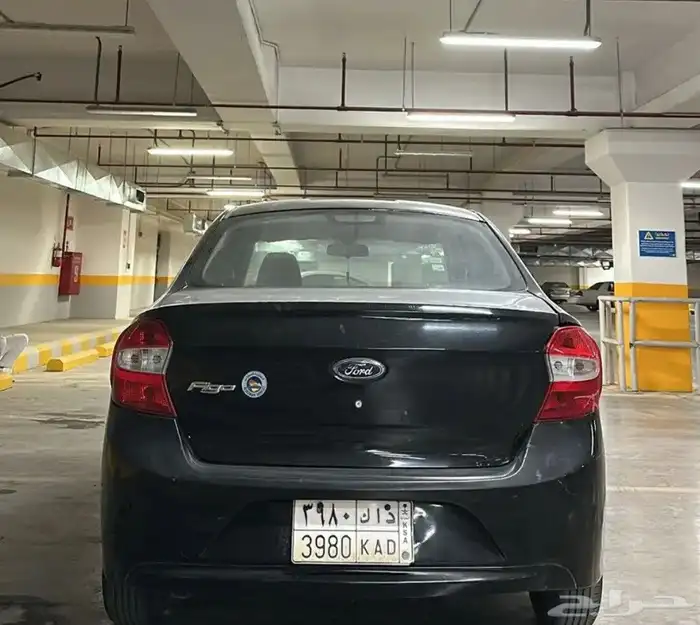 فورد فيجو 2016 فل كامل قير مكينه ممتاز مكيف بارد مجدد مفحوص 5