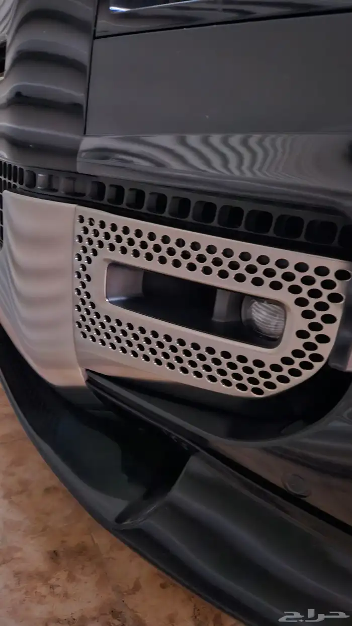 غطاء شبك اسود ديكور الكشافات للدفندر 1