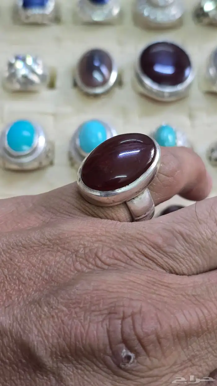 قطعة كرزية مميزة بسعر يابلاش 1